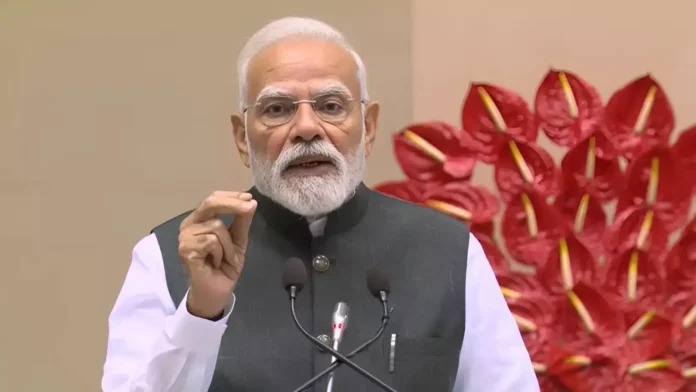 PM Modi Assam Visit: गुवाहाटी एयरपोर्ट पर मिलेंगी नई सुविधाएं, पीएम ने बताया विकास का उत्सव; कांग्रेस पर बरसे