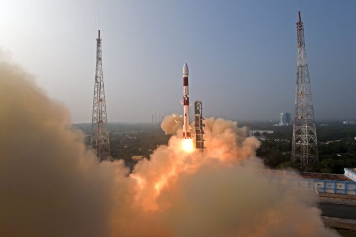 india-to-use-spacex-rocket-to-launch-communications-satellite