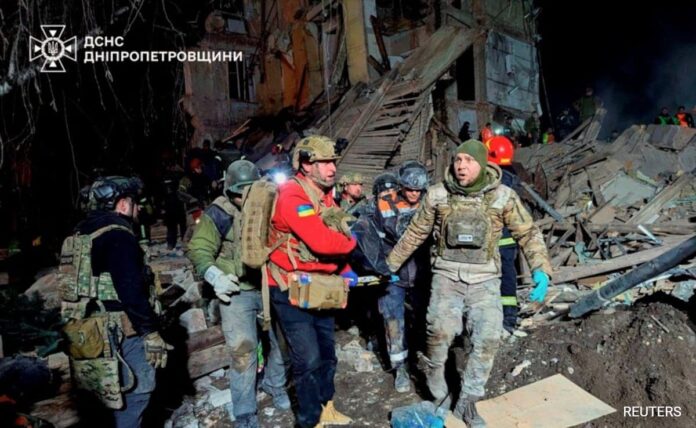 <h1>escalating-darkness:-ukraine-faces-renewed-assaults-as-christmas-approaches