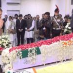 Manmohan Singh’s Final Farewell: A Day of Mourning as Tributes Pour In manmohan-singh’s-final-farewell:-a-day-of-mourning-as-tributes-pour-in