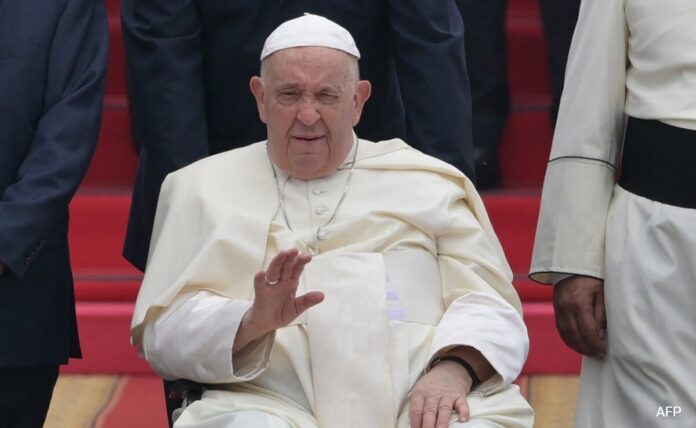 <b>biden-bestows-presidential-medal-of-freedom-with-distinction-on-pope-francis</b>