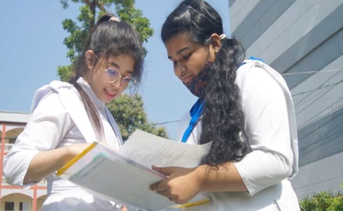 <b>bihar-board-10th-results-set-to-be-unveiled-today-at-noon</b>