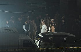 <b>دہلی-دھماکے-کے-بعد-سیاسی-رہنماؤں-کی-تعزیت،-مرکزی-حکومت-نے-تحقیقات-کا-وعدہ-کیا</b> <b>دہلی-دھماکے-کے-بعد-سیاسی-رہنماؤں-کی-تعزیت،-مرکزی-حکومت-نے-تحقیقات-کا-وعدہ-کیا</b>